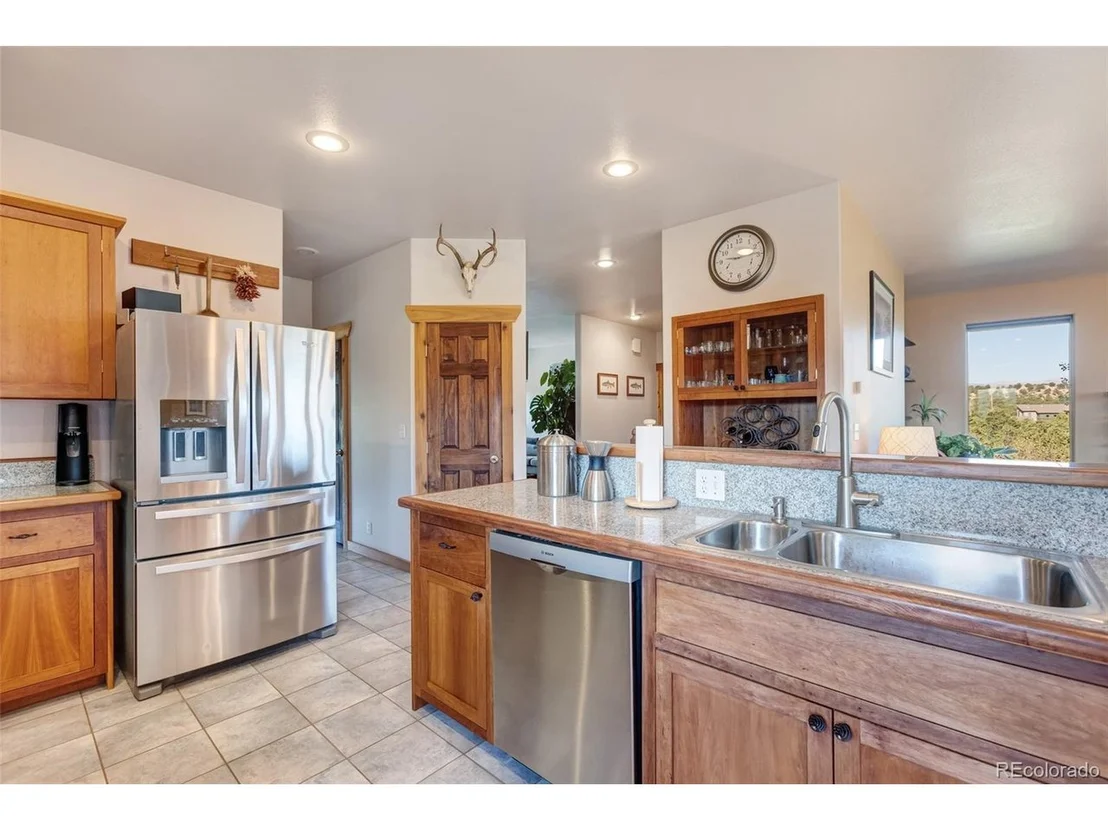 Photo of 6396 Terrace Ln