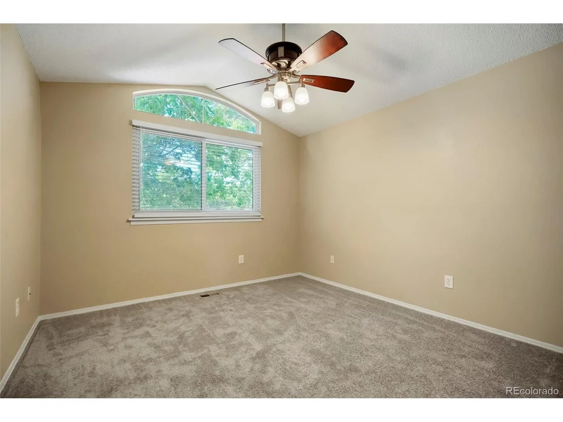 Photo of 6644 Laguna Cir
