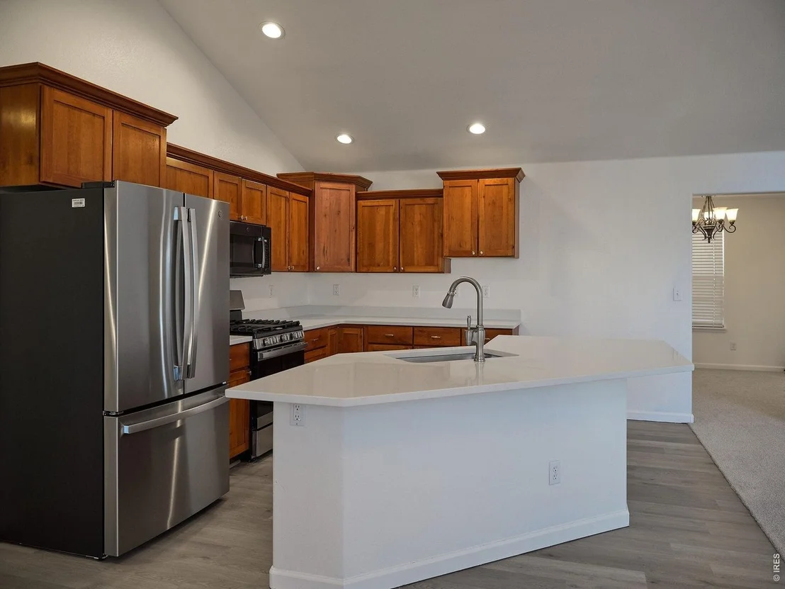 Photo of 14044 Cottonwood Cir