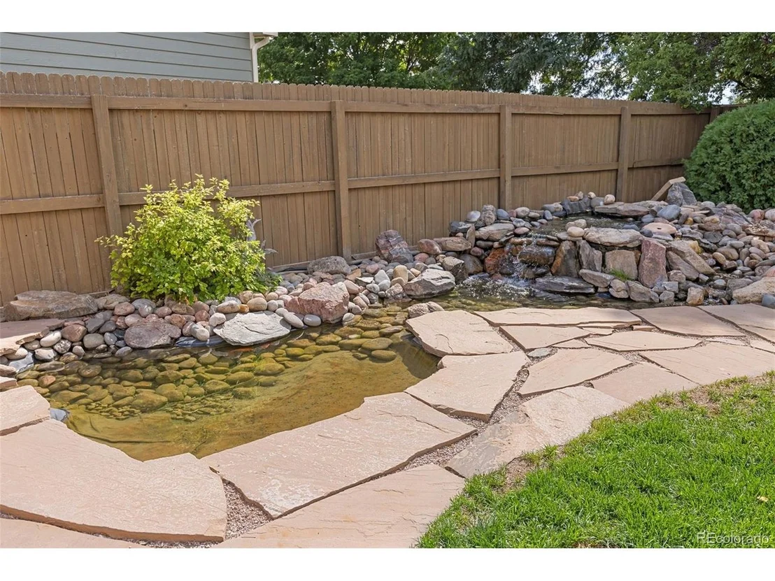 Photo of 108 Sandstone Dr