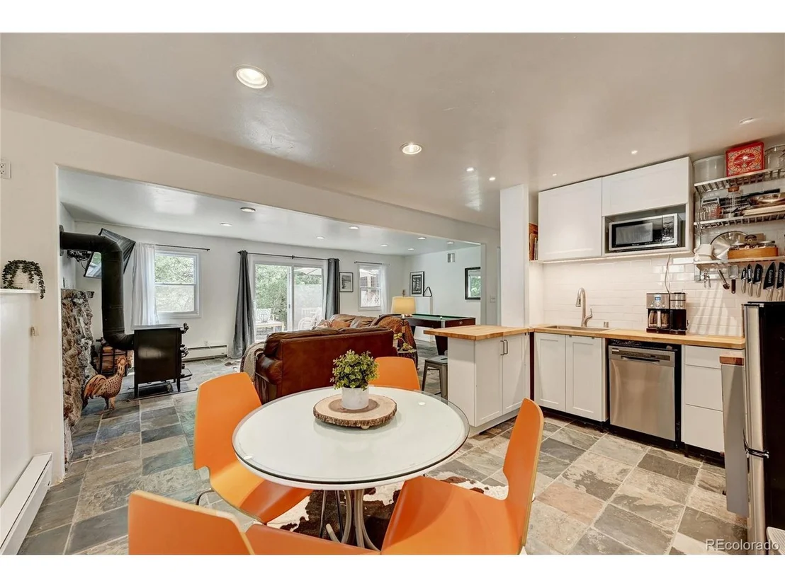 Photo of 6549 Modoc Ln