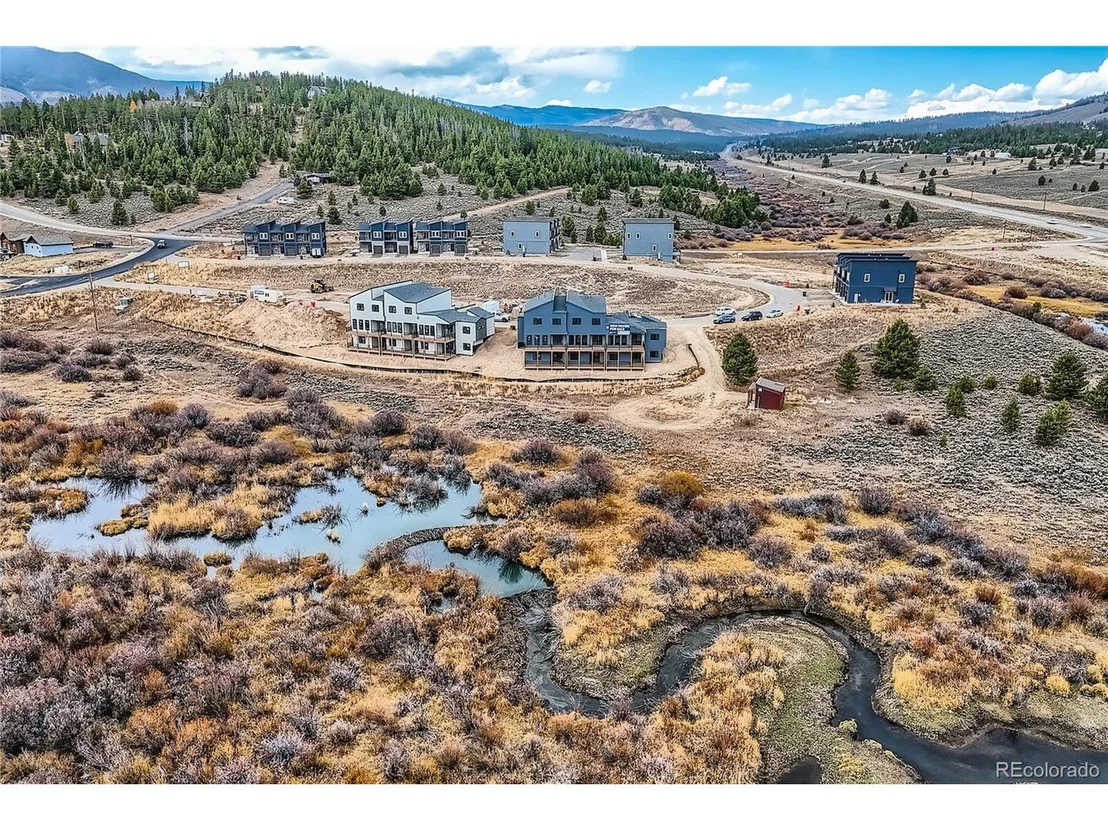 Photo of 1301 James Rd