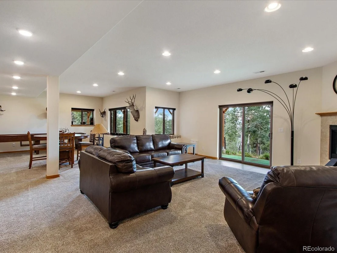 Photo of 11033 Barker Ave