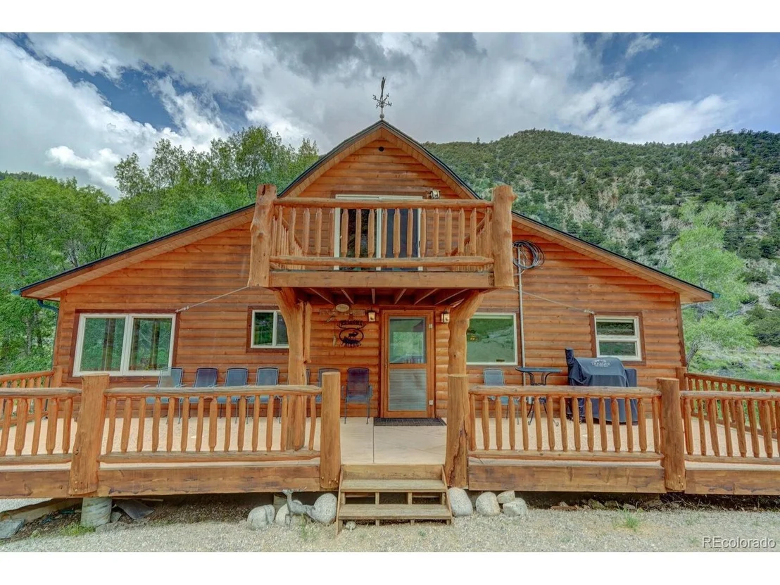 Photo of 3310 Highway 285