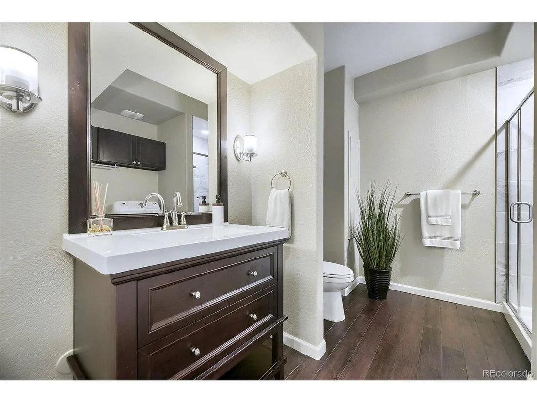 Photo of 5462 Fullerton Cir