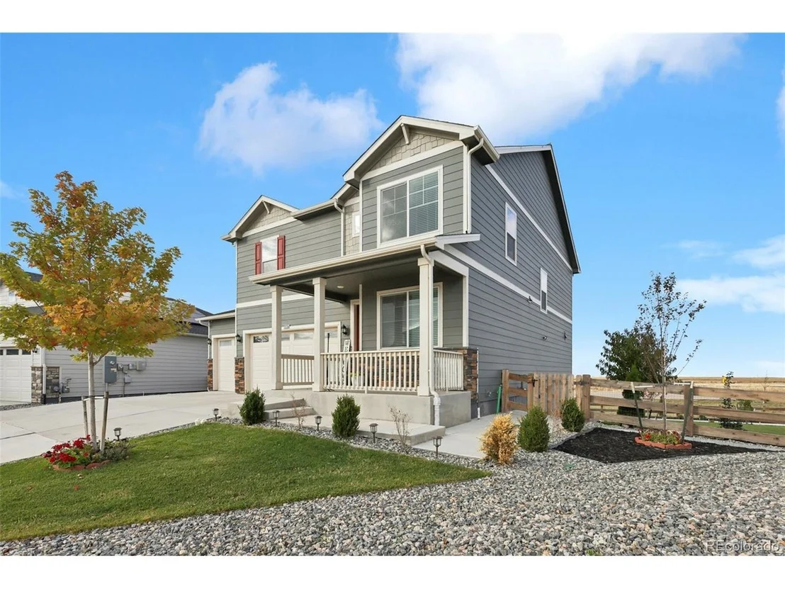 Photo of 45877 Orchid Ave