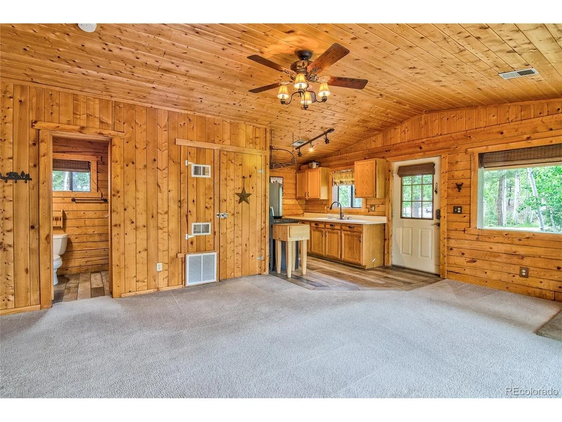 Photo of 130 Summit Way