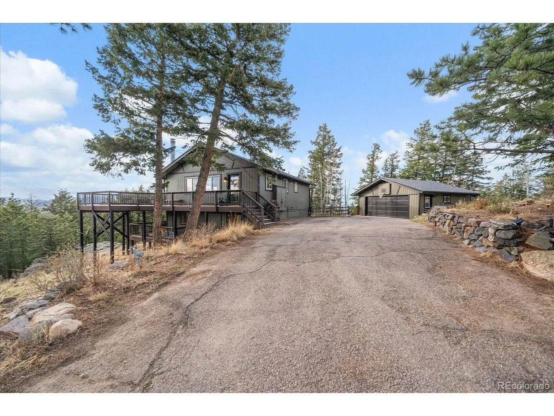 Photo of 26792 Hilltop Rd