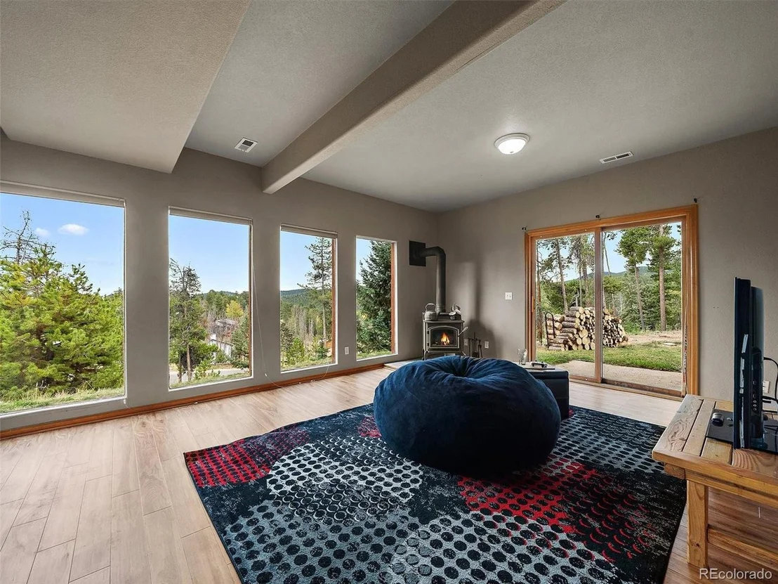 Photo of 34878 Forest Estates Rd