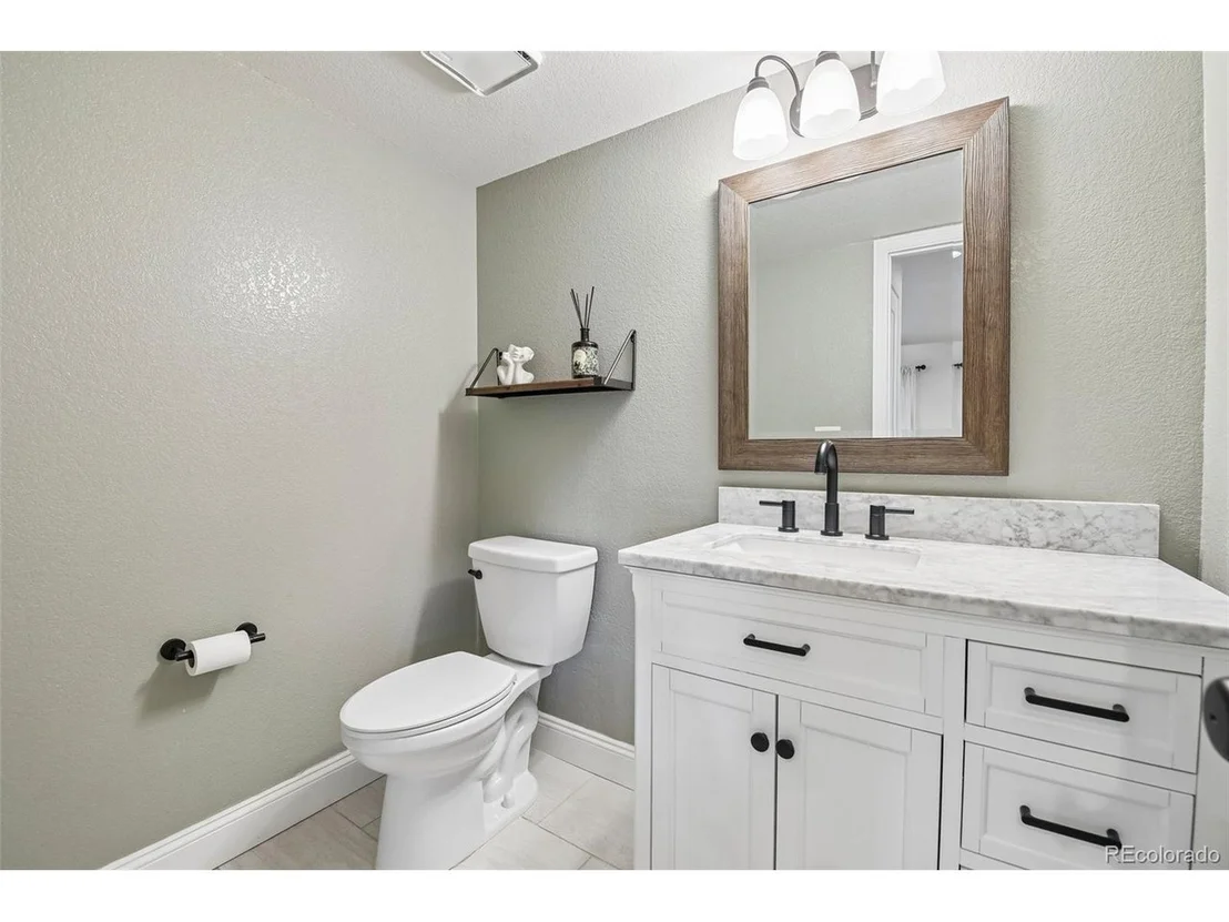 Photo of 13471 Glen Cir