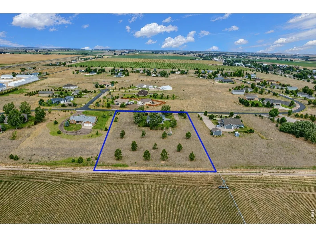 Photo of 12 Trailside Dr