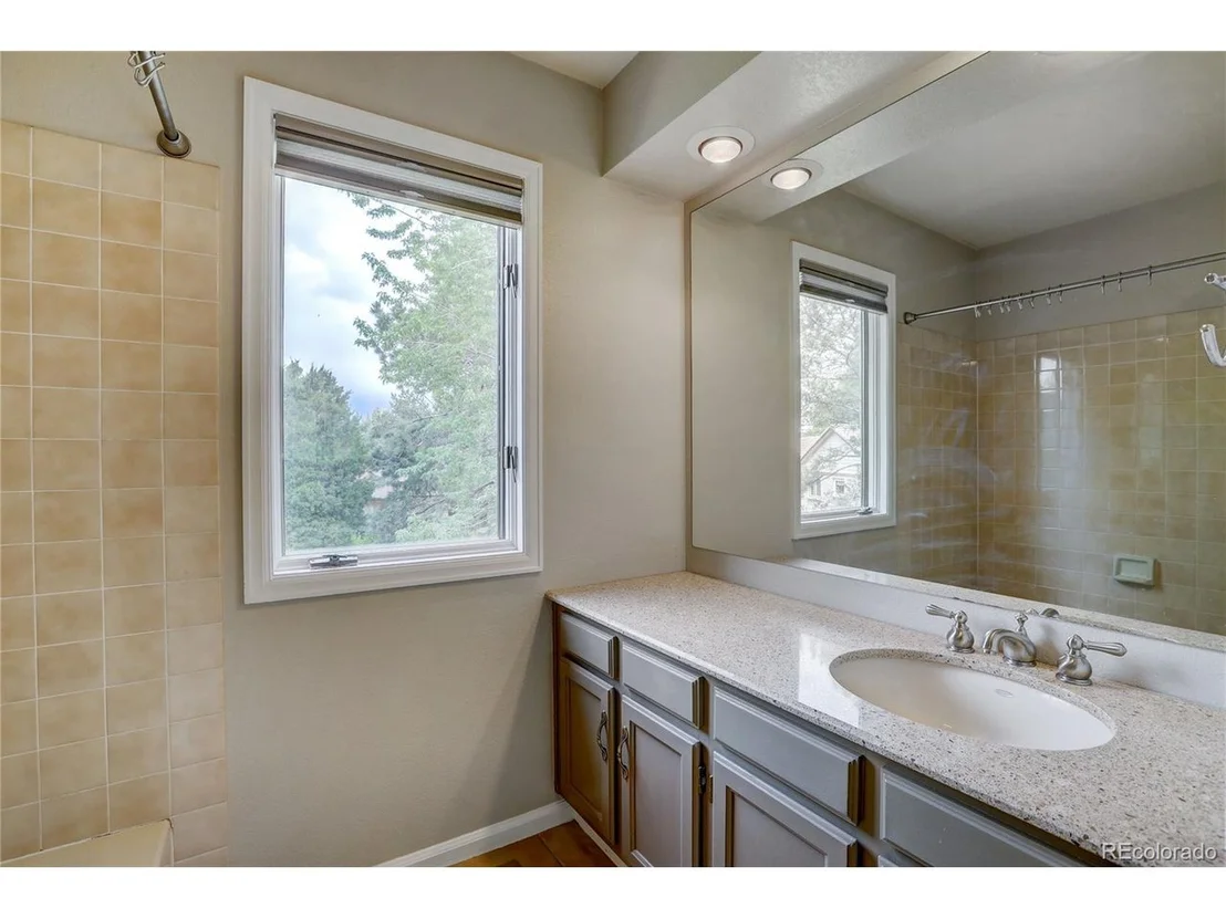 Photo of 9622 W 69th Pl