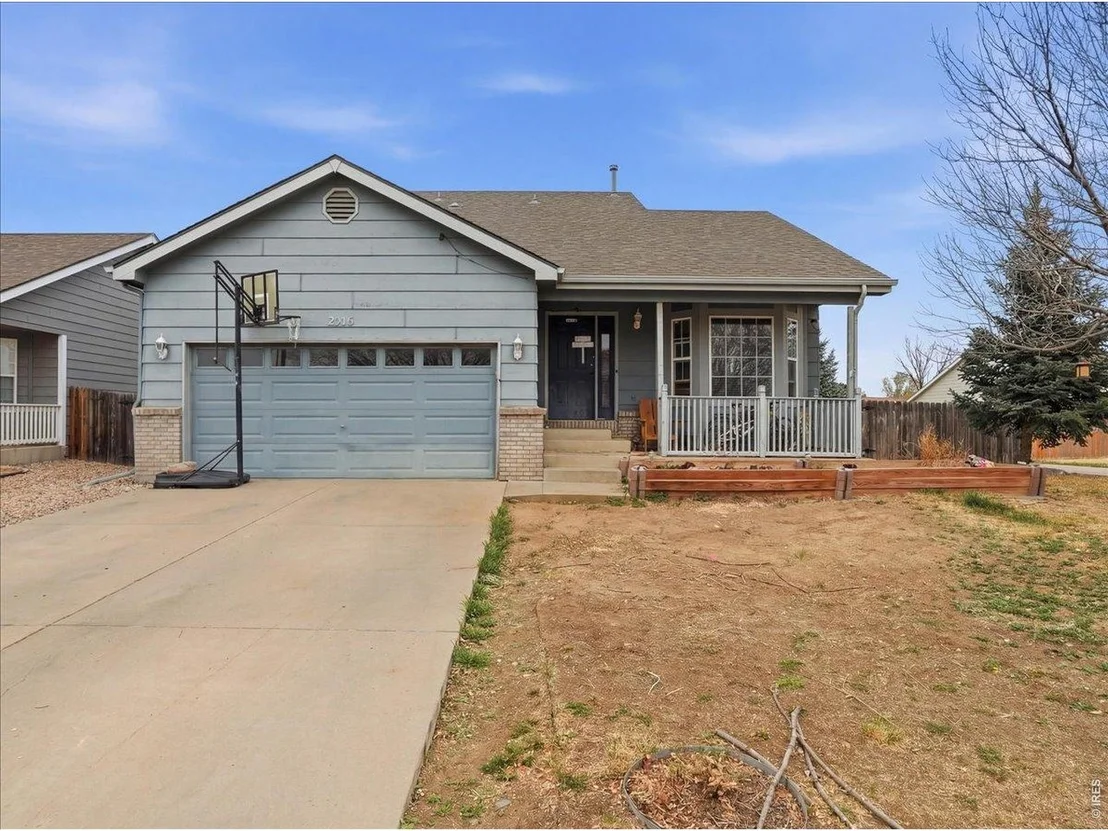 Photo of 2215 Nicholas Dr