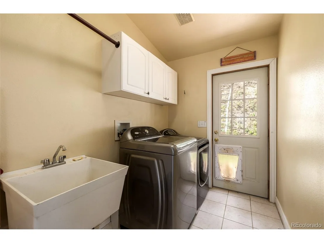 Photo of 2655 Gamble Gulch Rd