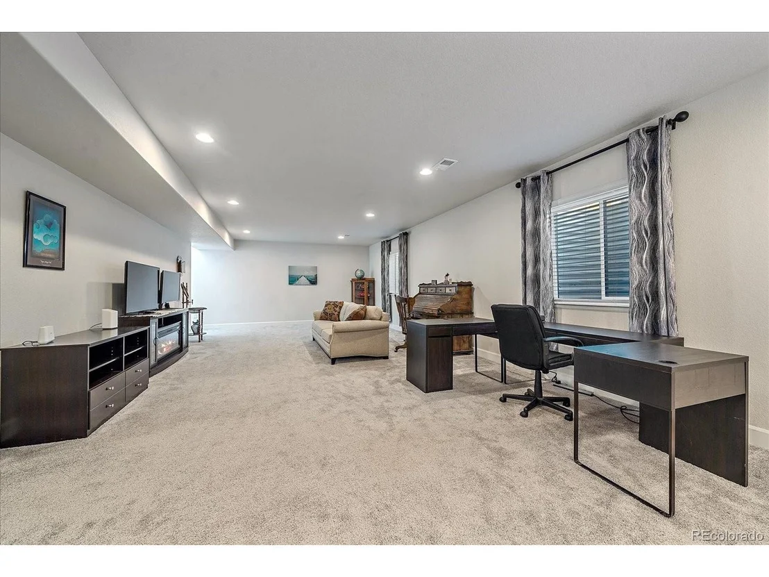 Photo of 22612 E Narrowleaf Cir