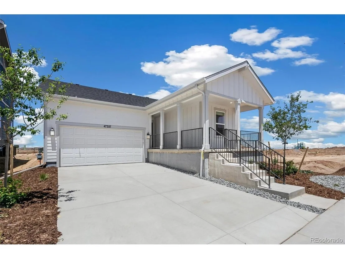 Photo of 47357 Bluebell Ave