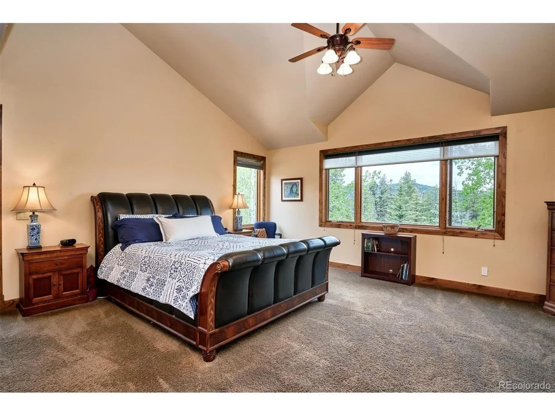 Photo of 11405 Conifer Ridge Dr