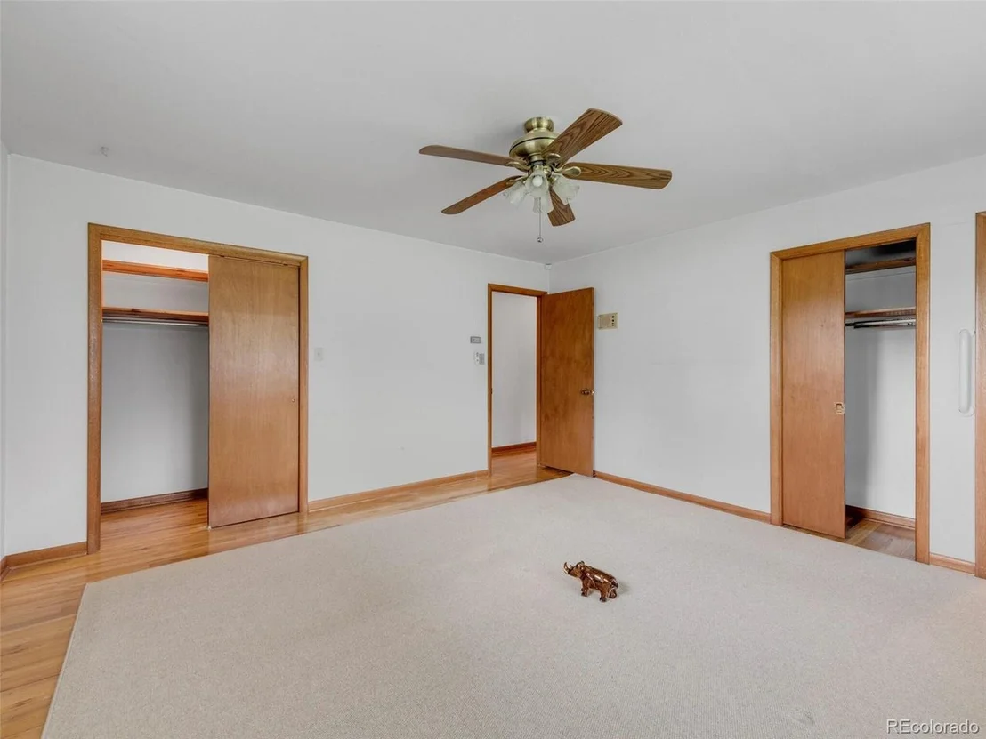Photo of 965 Parkway Dr