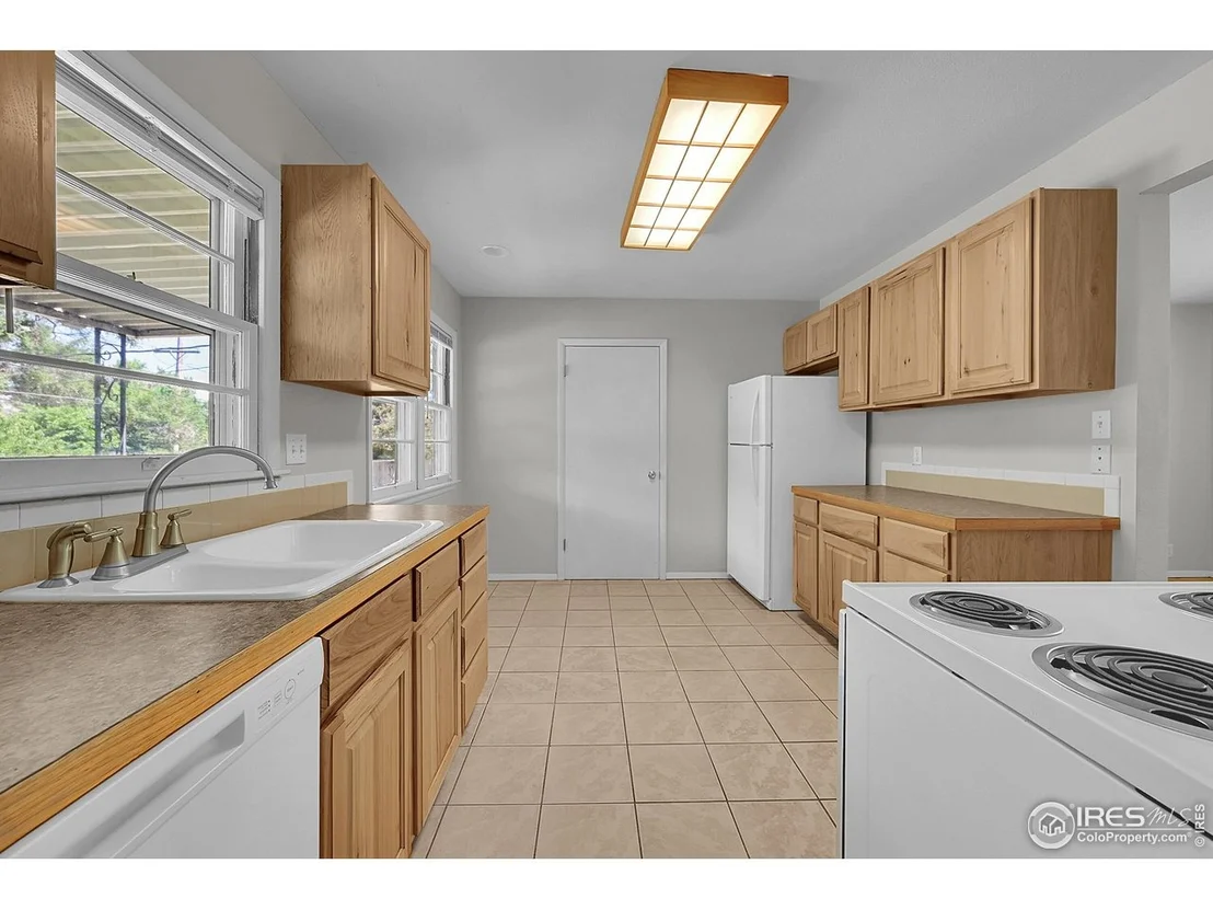 Photo of 2416 15th Ave