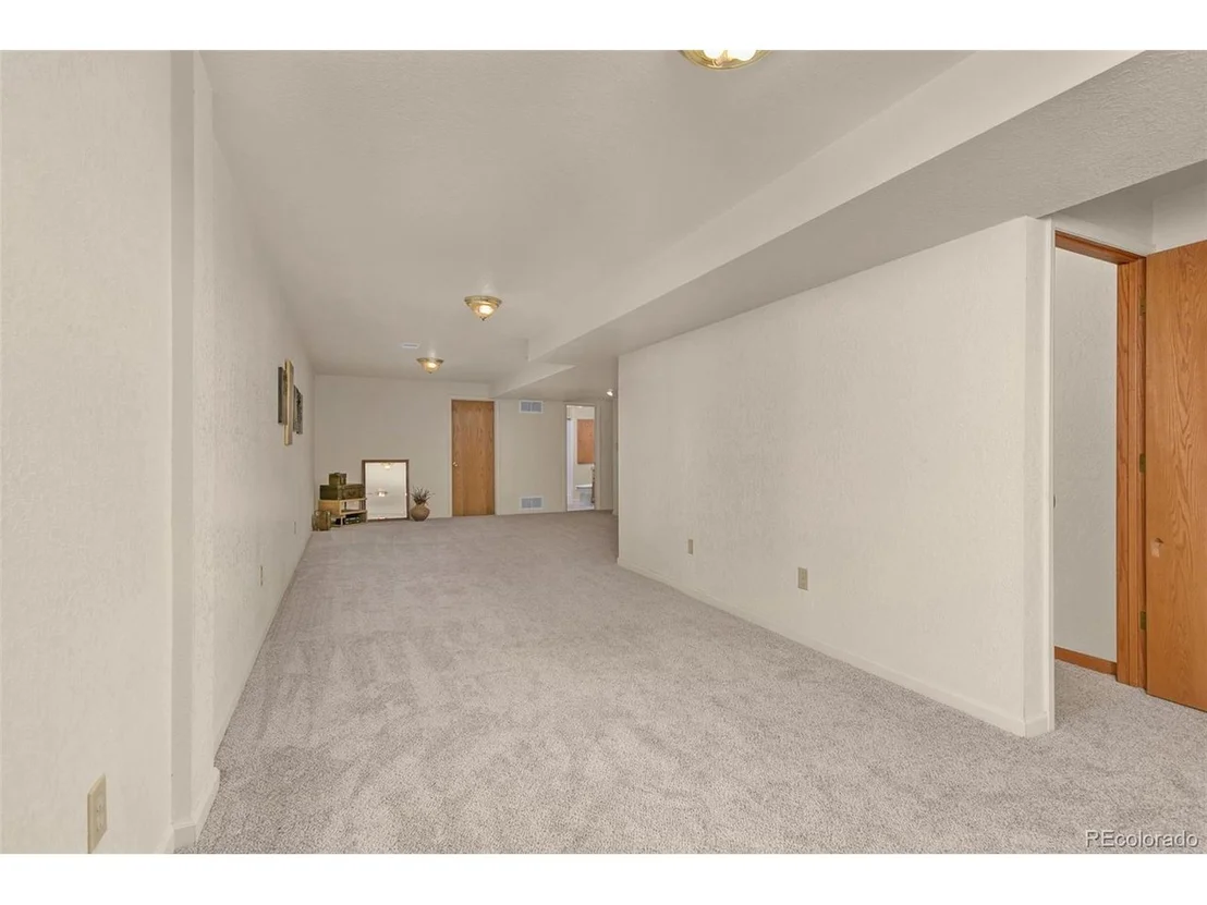 Photo of 162 48th Ave