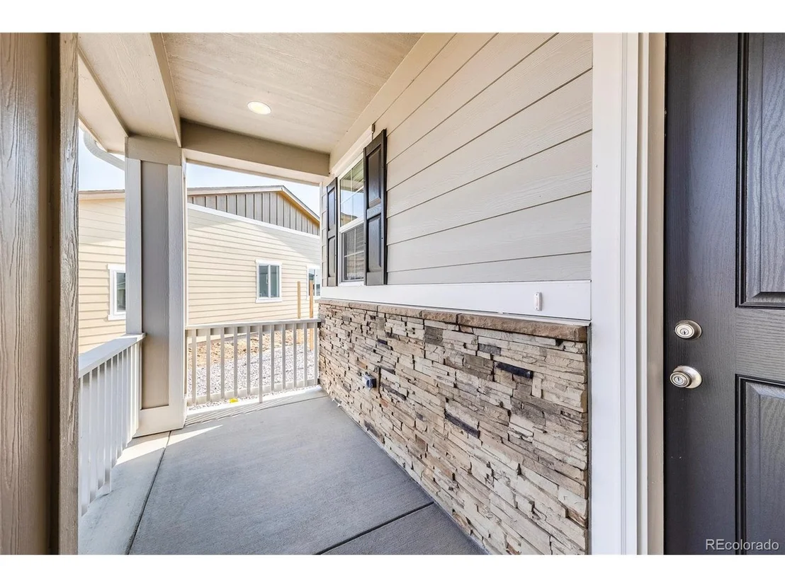 Photo of 965 N Undergrove Way