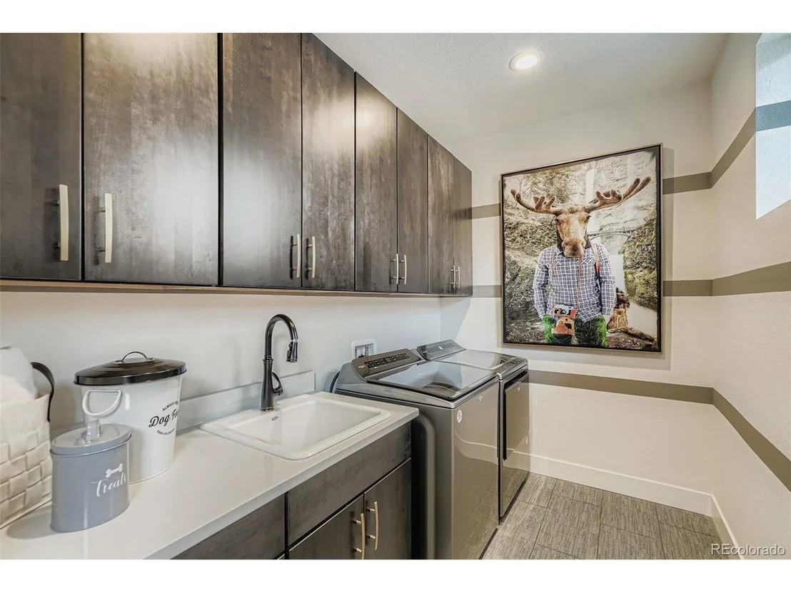 Photo of 720 Promenade Dr