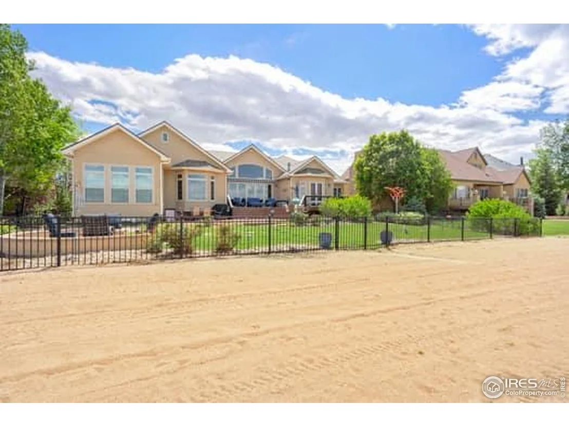 Photo of 1812 Seashell Ct