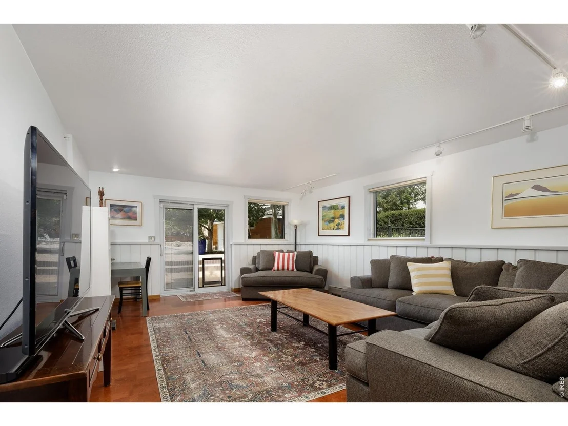 Photo of 8929 Tahoe Ln