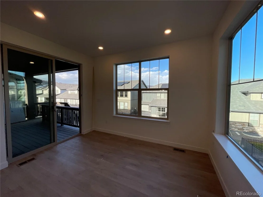 Photo of 15653 W Floyd Ave