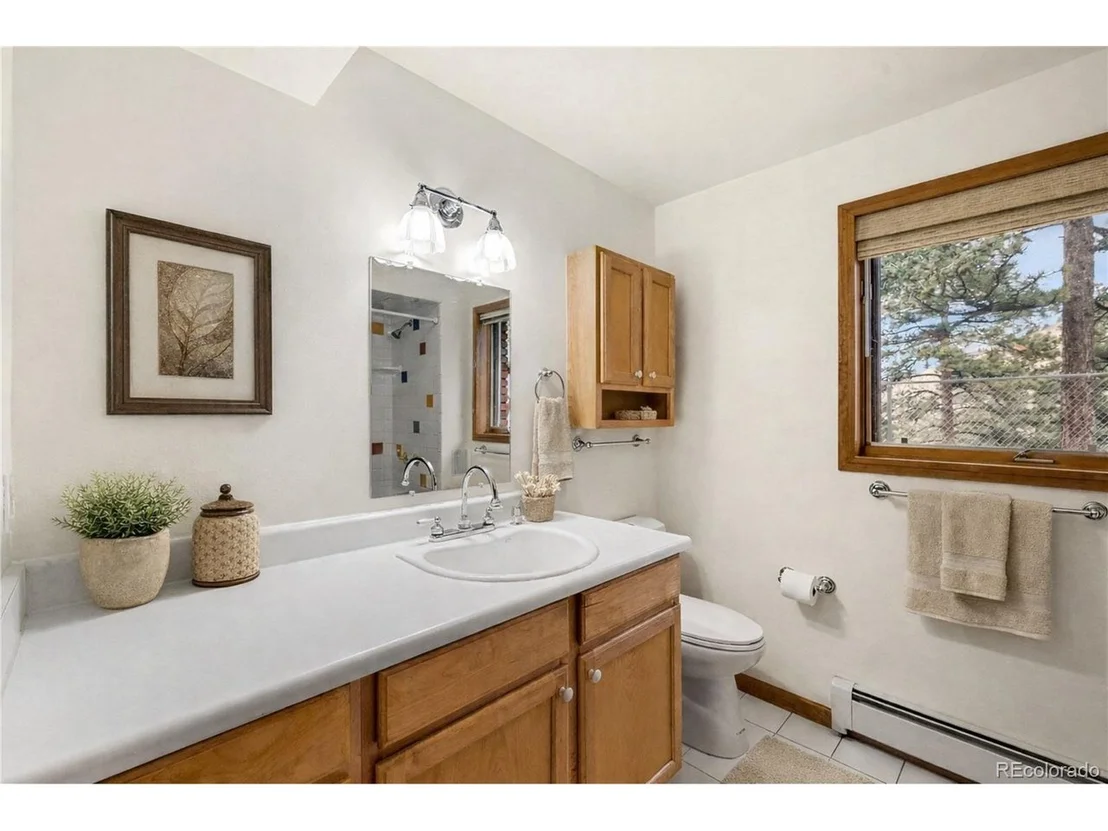 Photo of 6094 Pyrenees Trl
