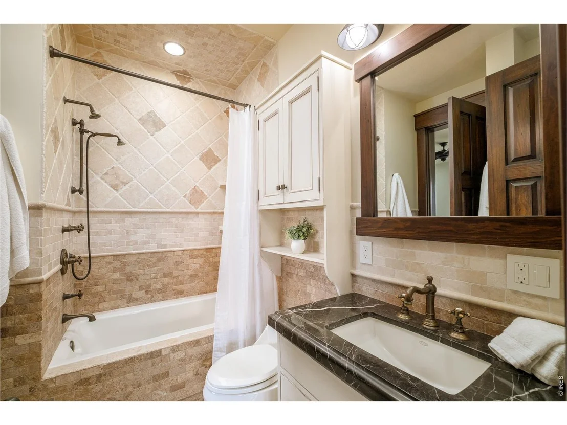 Photo of 307 Labelle Rd