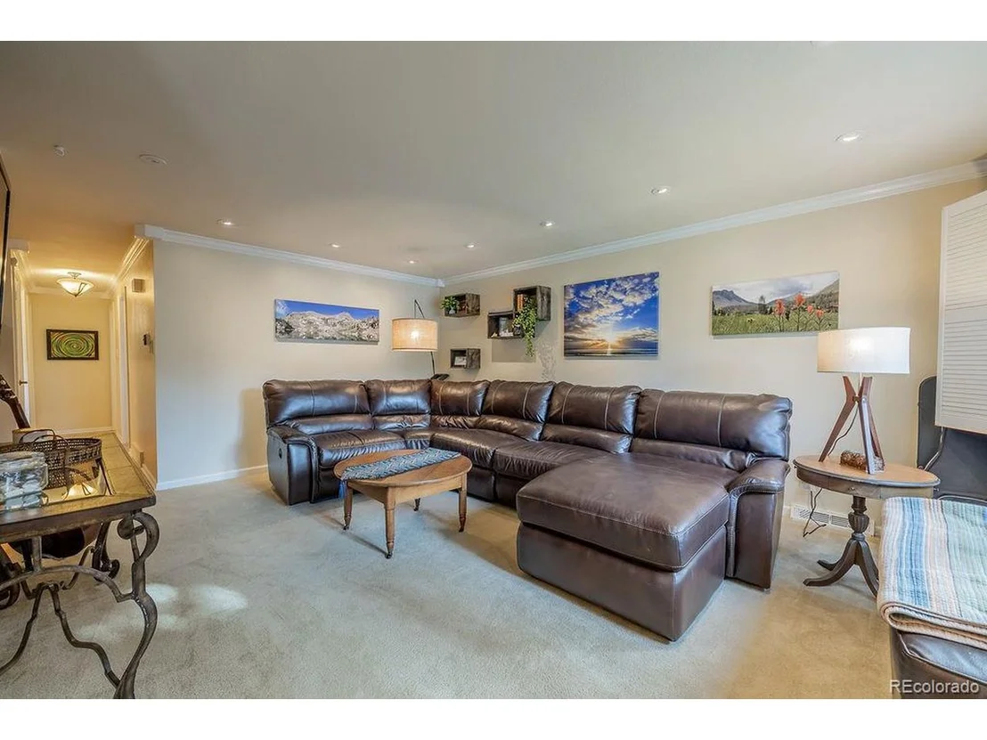 Photo of 13493 Omega Cir
