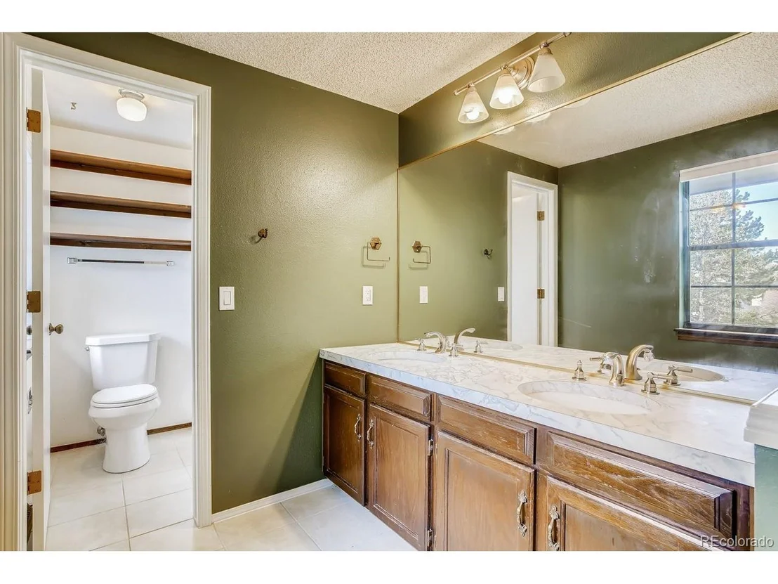 Photo of 8691 Iris St
