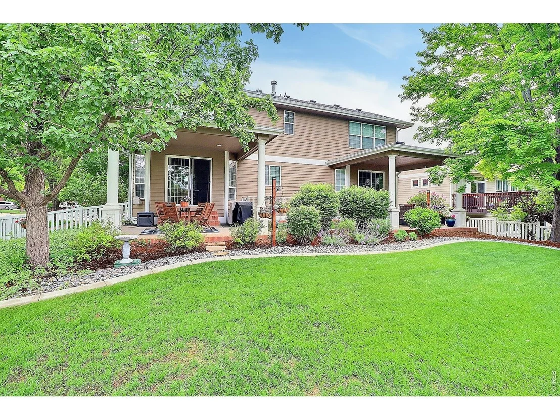 Photo of 101 54th Ave
