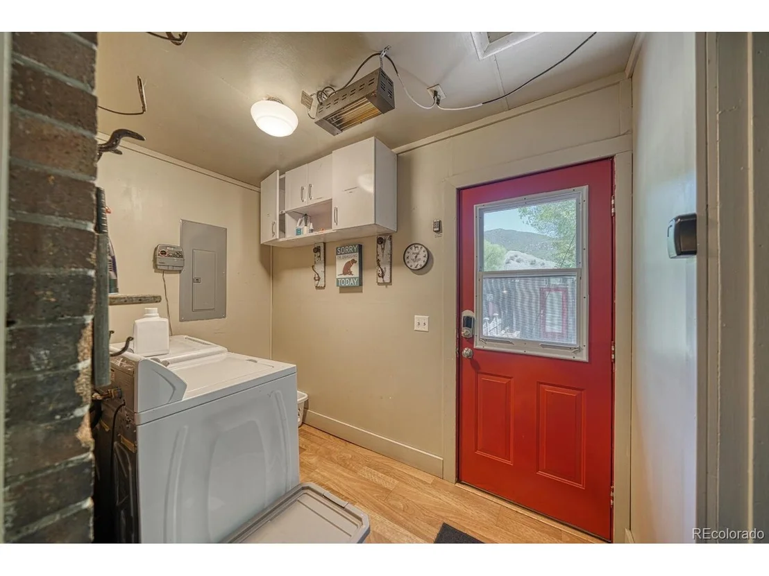 Photo of 403 Scott St