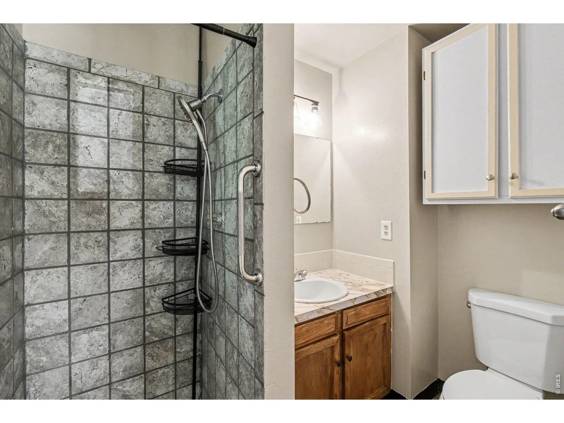 Photo of 1320 Garden Cir