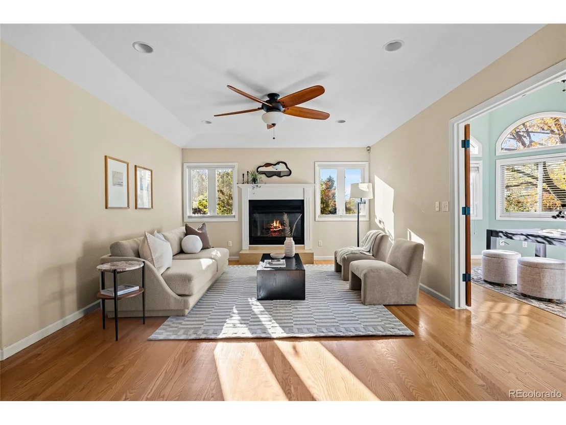 Photo of 5220 Desert Pine Ct