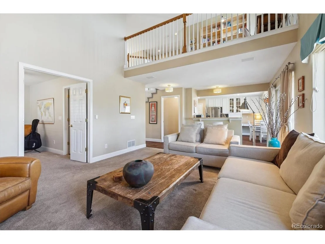 Photo of 6034 Rogers Cir