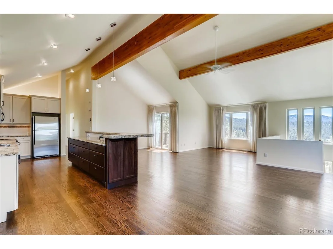 Photo of 25 Lake View Dr