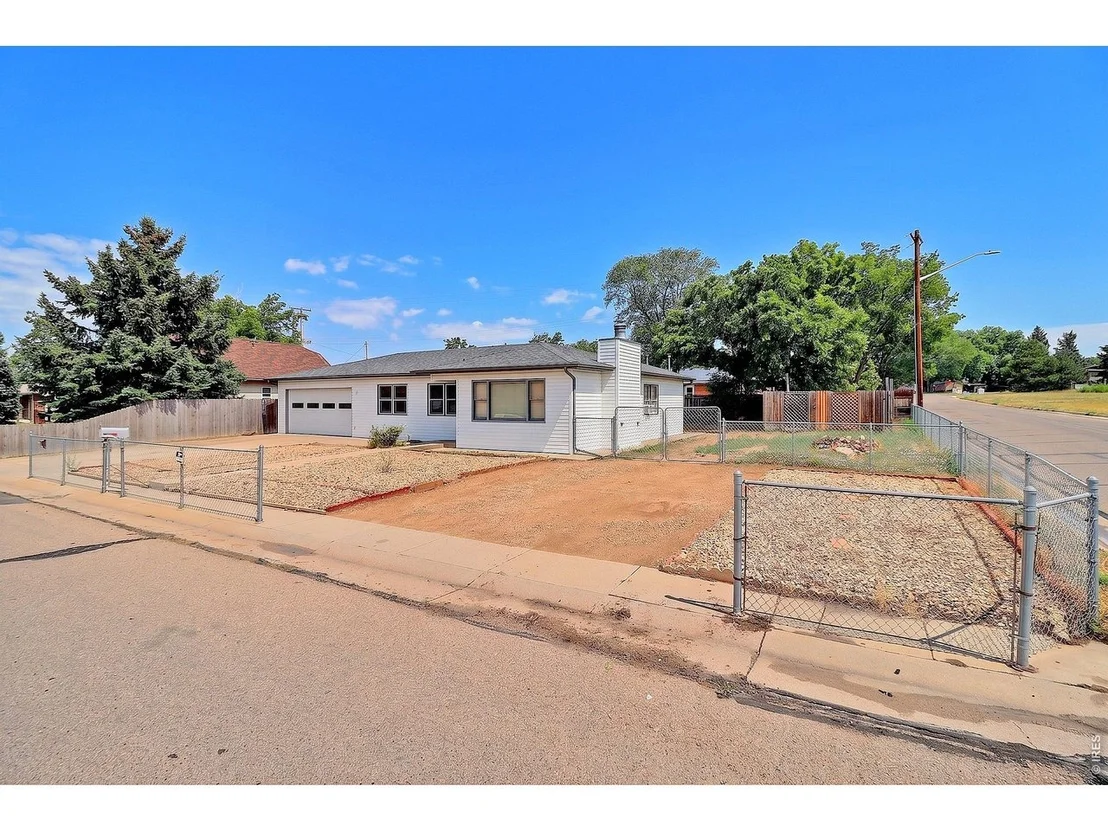 Photo of 3001 Sunset Dr