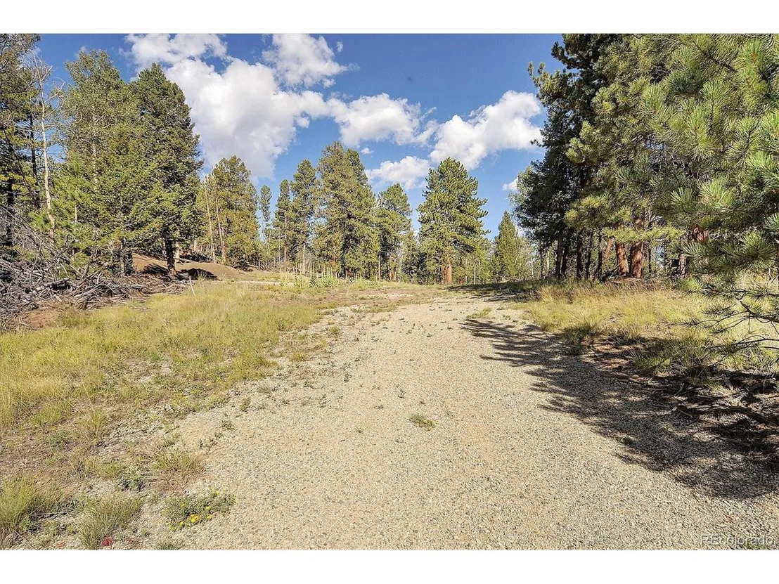Photo of 1195 Singletree Rd