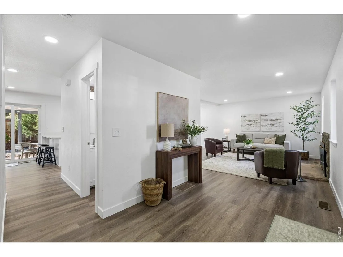 Photo of 2731 W 134th Cir