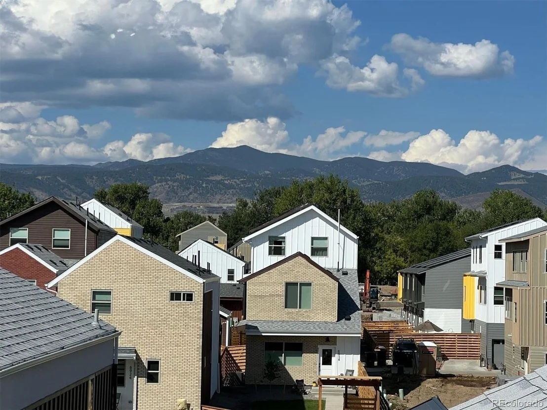 Photo of 6942 Juniper Ct