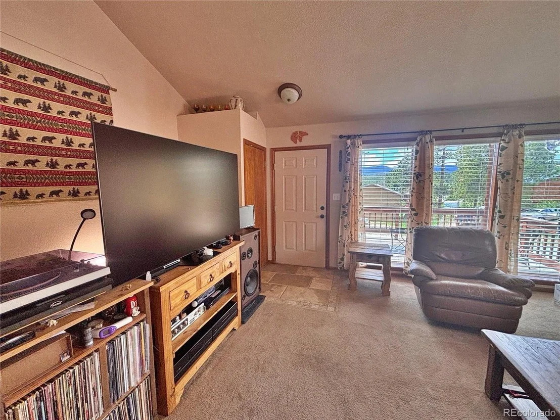 Photo of 17 Silver Springs Rd