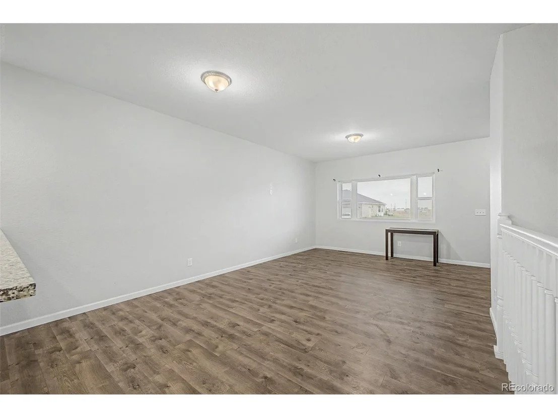 Photo of 1080 Viewridge Rd
