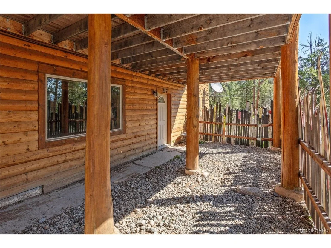 Photo of 217 Peak View Dr