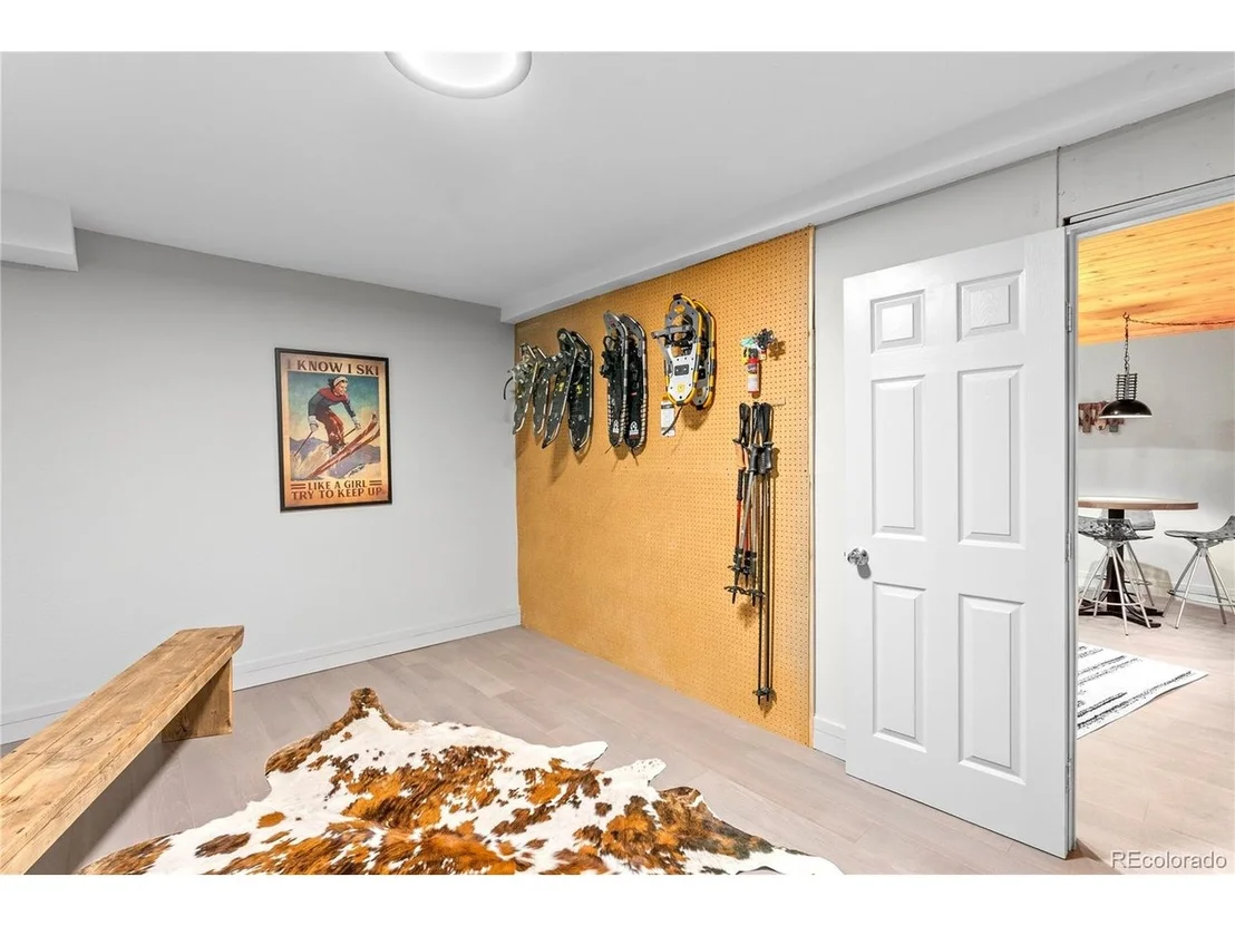 Photo of 592 Brook Dr
