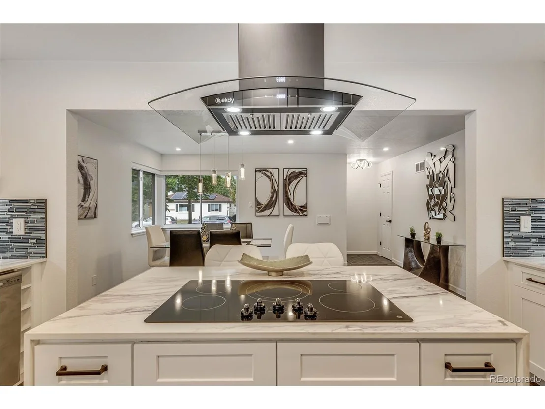 Photo of 3550 Eudora St