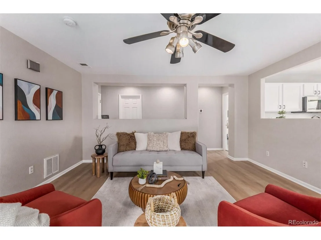 Photo of 452 E 78th Dr