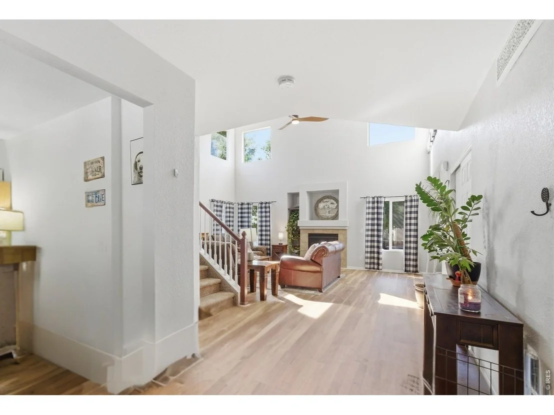 Photo of 7472 Skyline Way